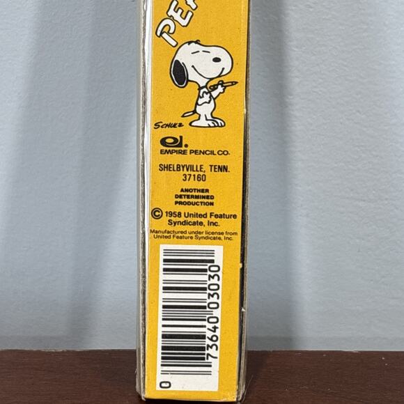 1958 Peanuts Snoopy Stationary 3 Pencil Pack NEW UNUSED - Picture 2 of 7